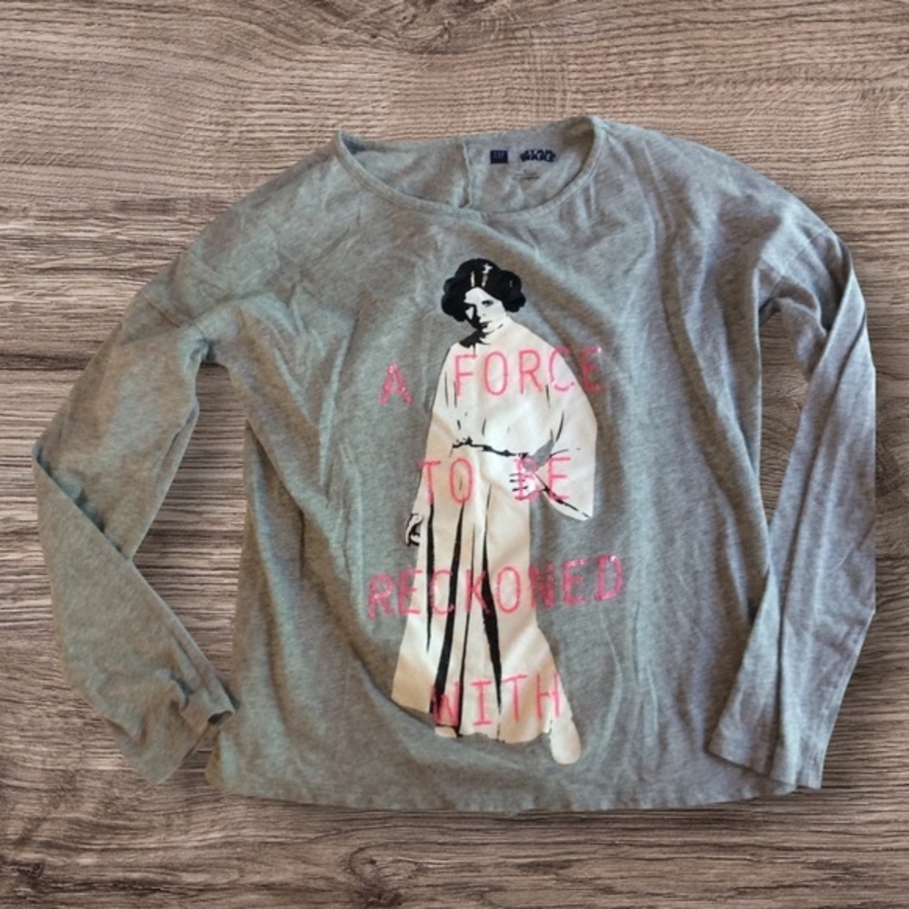 Gap Gray Star Wars, Princess Leia, sequin long sleeve T-shirt. Xl